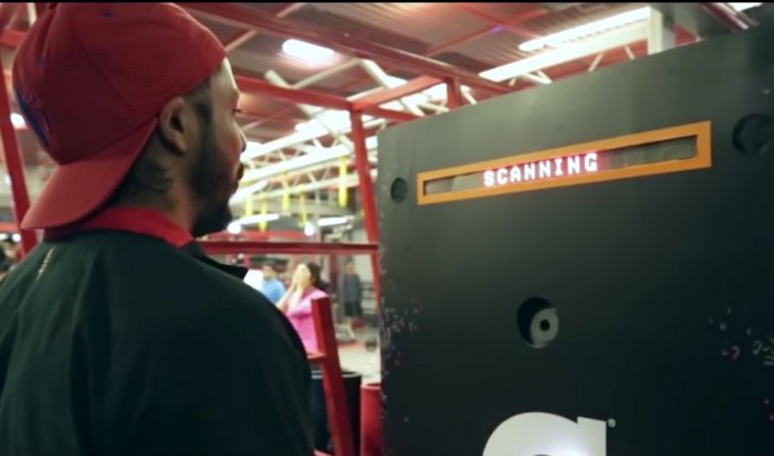 Sweat it out for Gatorade's experiential vending machine